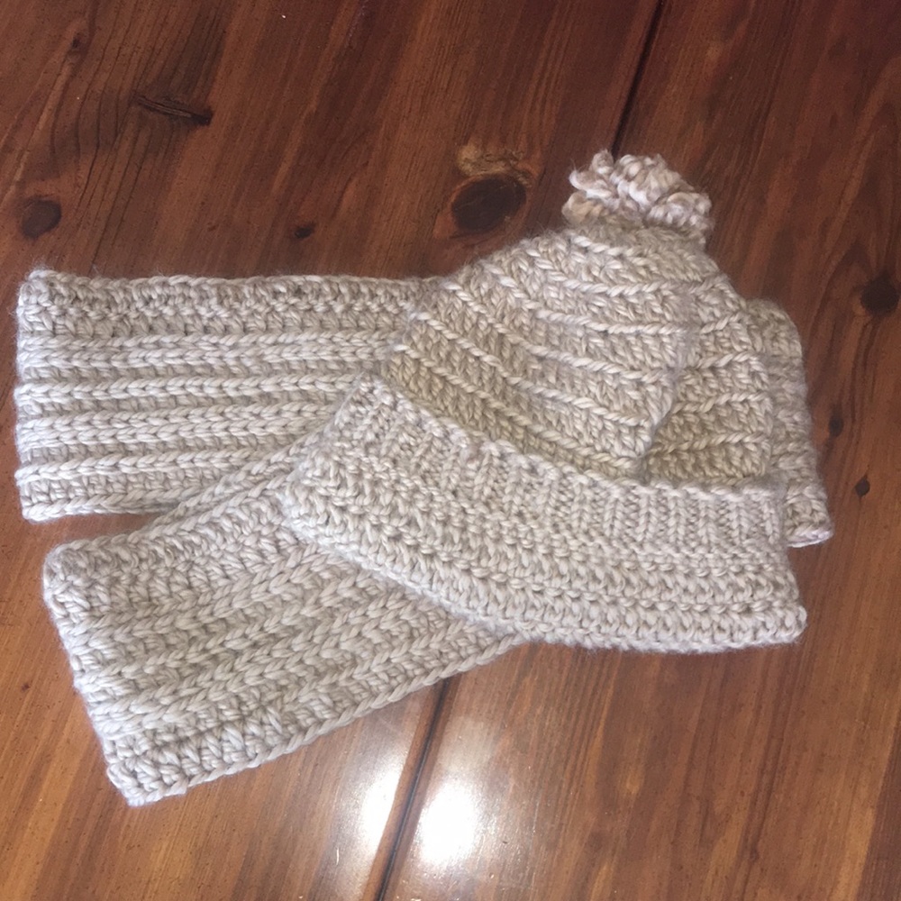 Handmade crochet hat and scarf set! New!
